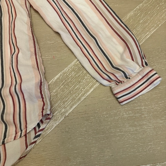 beachlunchlounge Pink and Brown Relaxed Button Down Shirt Beach Coverup - Picture 4 of 6